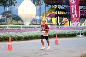 BIB: 
                            <button type="button" onclick="openModal(27850087)" class="btn btn-primary btn-sm float-right btn-popup" data-toggle="modal" data-target=".modal-high-quality">
                        <i class="fas fa-shopping-cart"></i> Add to Cart
                    </button>
                                            <button type="button" onclick="isThisMe(27850087, true)" class="btn btn-success btn-sm float-right btn-popup btn-isme hidden" data-toggle="tooltip" data-placement="bottom" title="นี่คือรูปของคุณใช่ไหม คลิกที่นี่เพื่อเอาเข้าอัลบั้ม">
                        <i class="fas fa-plus"></i> Add to album
                    </button>
                    <button type="button" onclick="isThisMe(27850087, false)" class="btn btn-warning btn-sm float-right btn-popup btn-isnotme hidden">
                        <i class="fas fa-ban"></i> Remove from album
                    </button>